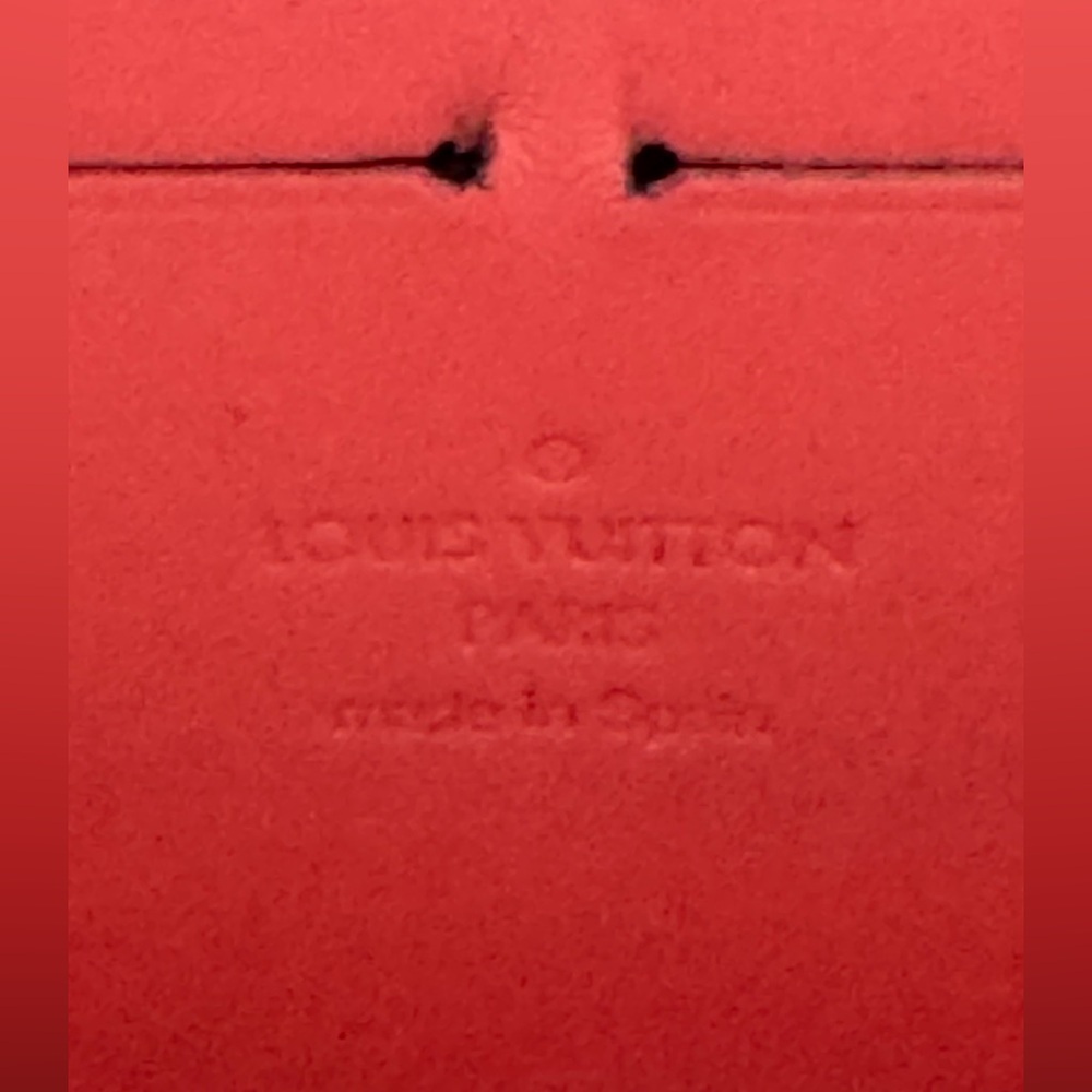 Louis Vuitton Sweet Monogram Vernis Zippy Wallet Coral Pink Limited Edition - Picture 4 of 16